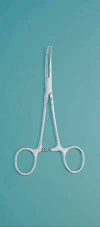 HEMOSTAT KELLY CURVED 5 1/2" *CLEARANCE* - by MILTEX